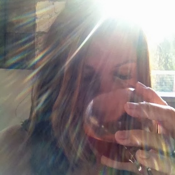 Meet your Posher, Rhondi - Picture 1 of 1